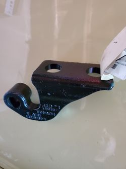 Peterbilt 389 y 388 visagra lower hood pivot