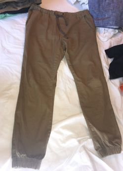 XL joggers / clean fit