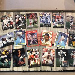 5000+ Sports Cards - Football And Baseball Cards