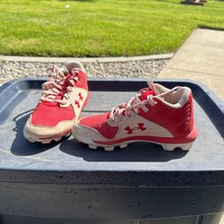 Youth Under Armour Cleats 2.5