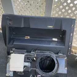 TACOMA Double Cab Jbl subwoofer Box And Panel