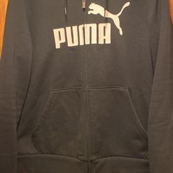 Women’s XL Zip Up Puma Hoodie