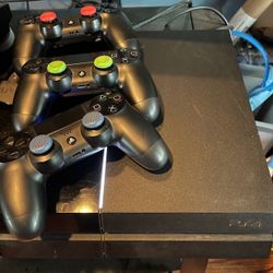 PS4, games and Control Remotes 