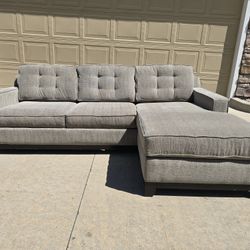 Macy’s Clarke Gray Sectional Sofa with Pull-Out Bed — Delivery Available!