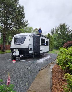 2021 251VFK Travel Trailer