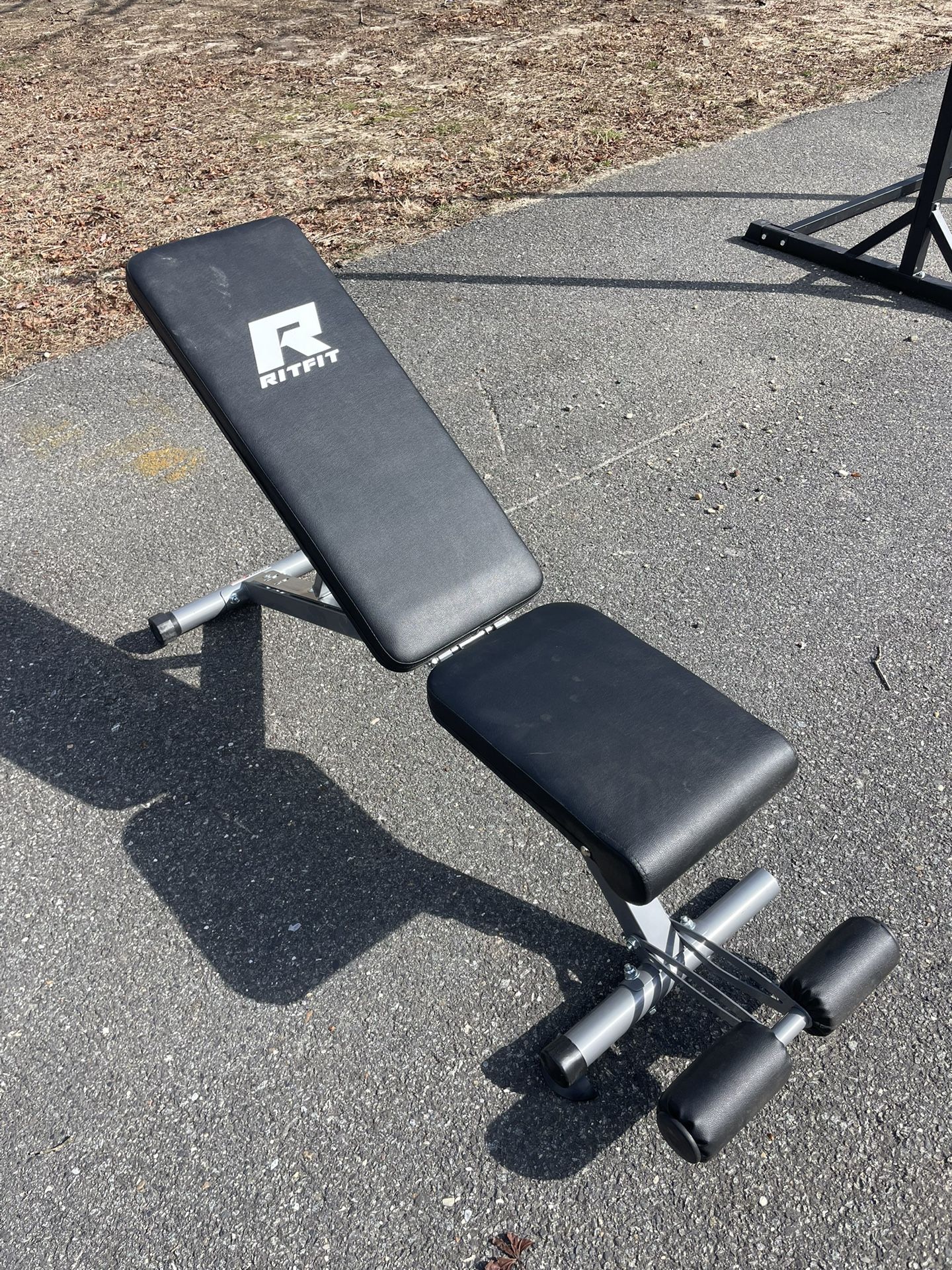Adjustable Weight Bench
