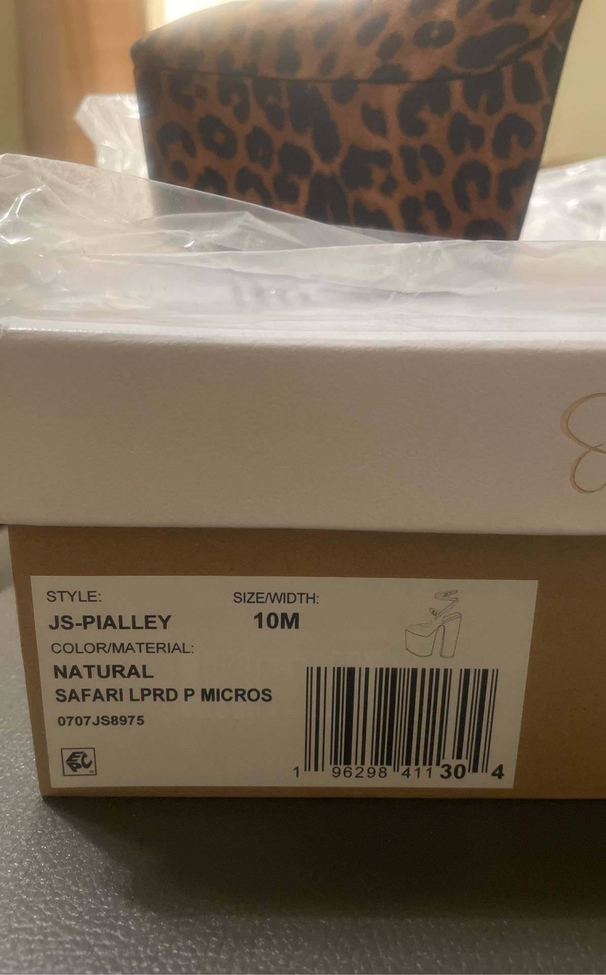 Jessica Simpson Safari Size 10