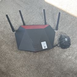 Nighthawk Pro Gaming 6-Stream WiFi 6 Router (XR1000)