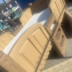 Twin bed !!!$100 Good price 