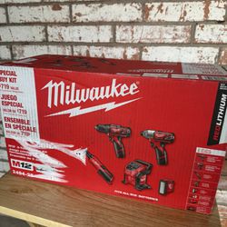 Milwaukee M12 12V 5-Tool Combo Kit - Drill, Driver, Ratchet, Inflator, Light