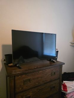 32” Insignia Smart Fire TV