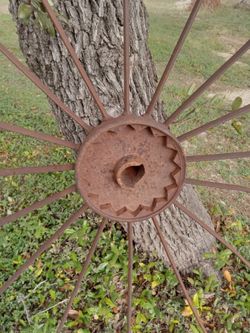 (ONE) Large Vtg English Spoke Iron Wagon Planter Cart Tractor Wheel Industrial Yard Art Garden Deco