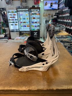 large system snowboard, bindings certified with warranty located at Sin city snowboards
