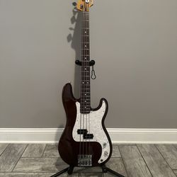 Fender Bass  for sale or Open to trade for  Fender/Squier  music master or mustang bass.