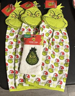 Grinch Christmas Kitchen Towels Lot Of 4 NEW
