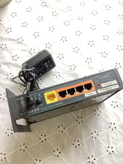 Wireless router Netgear WNR2000