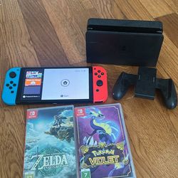 Nintendo switch OLED + 2 games 