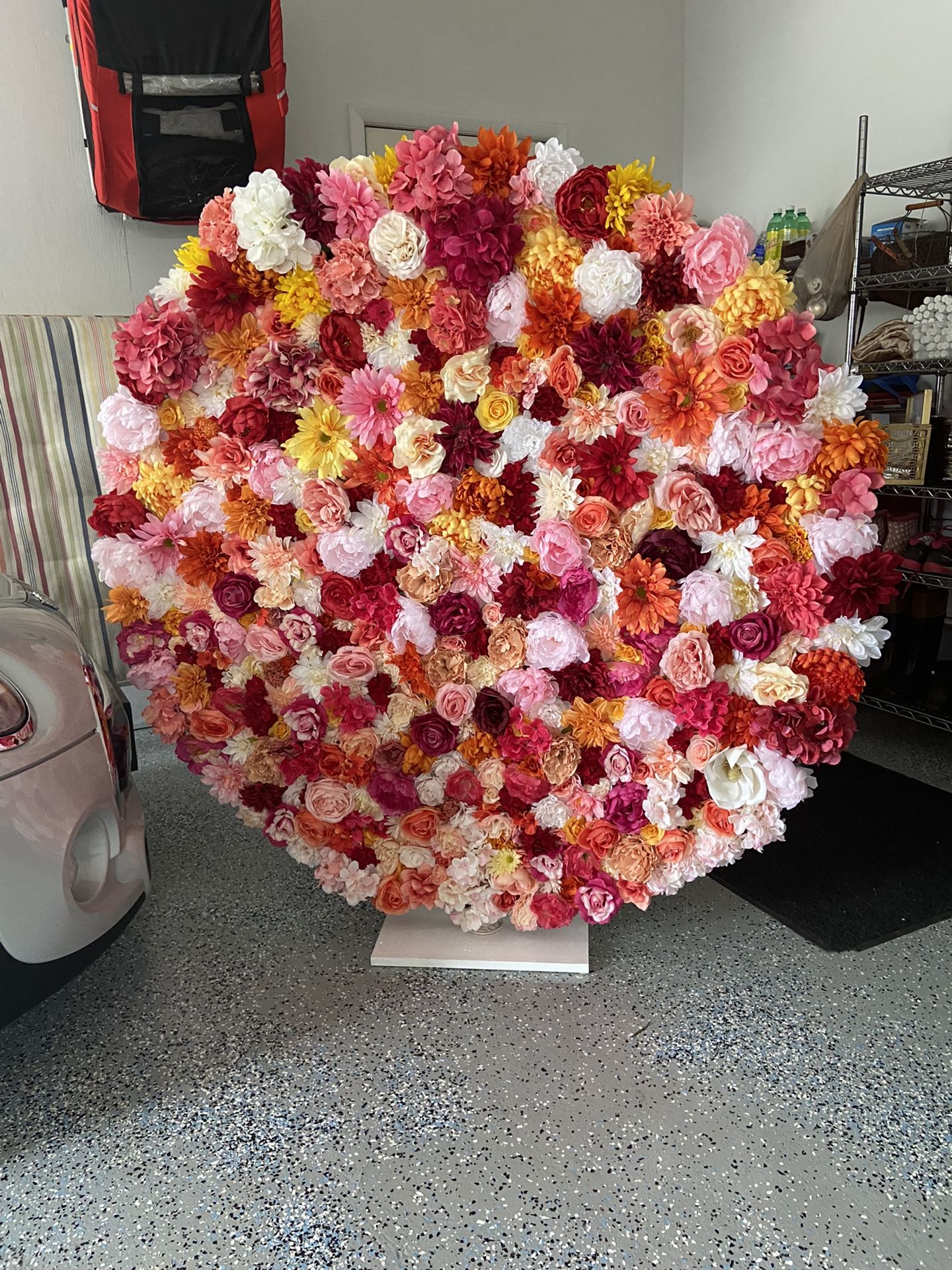 Flower Wall With Adjustable Base