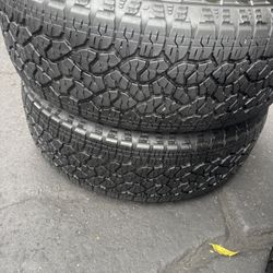 I Have 2 Tires 275-60-20 Goodyear Good Condition $140 For Both Mounted And Balanced 