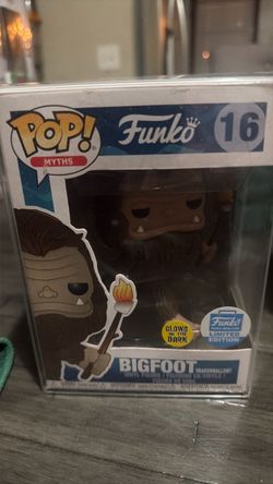 Funko Pop! Myths #16 Bigfoot with Marshmallow Stick Glow-In-The-Dark,