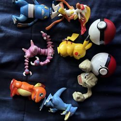 pokémon toy lot- Includes All Toys Shown