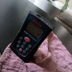 Medidor Láser Marca Bosch