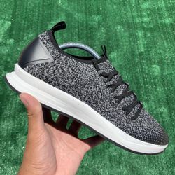 UNDER ARMOUR UA CHARGED COVERT KNIT (Size 10.5, Menâs)