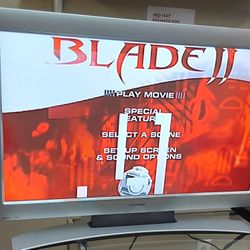 Magnavox 32inc Flat Screen TV 