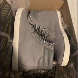 Women’s Timberland 8.5