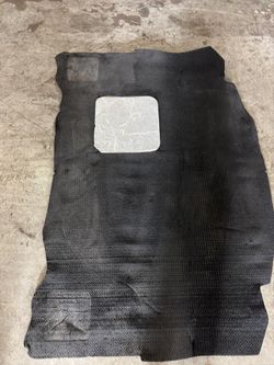 Bmw e30 hood insulation