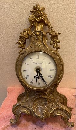 Vintage Ornate Mantel Clock (Heavy!)