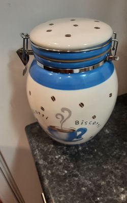 Biscotti Cookie Jar