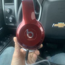 Beats solo 2