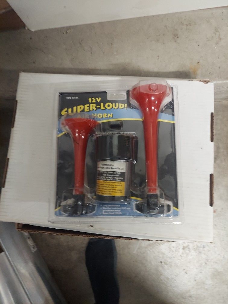Super Loud Airhorn