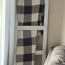 Blanket Ladder