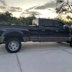 2022 F450 King Ranch & Express Trailer