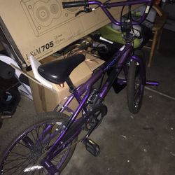 Girls purple bike