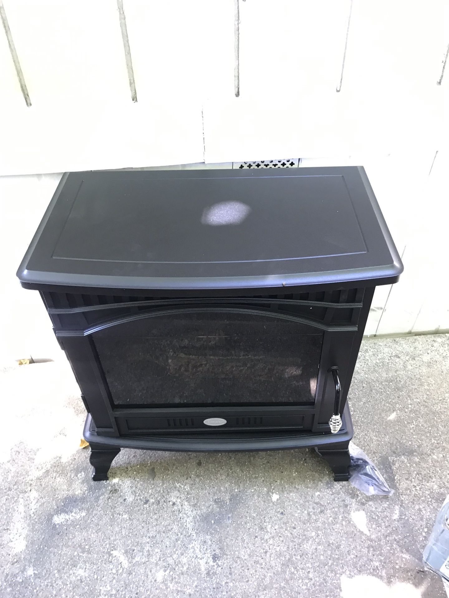 Brand New high efficiency electric heater make an Offer