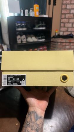 Air Jordan 4 Retro OG SP Lemonade Size 11