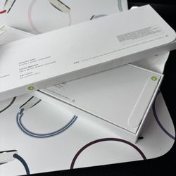 Apple Watch SE GEN2 Starlight BRAND NEW