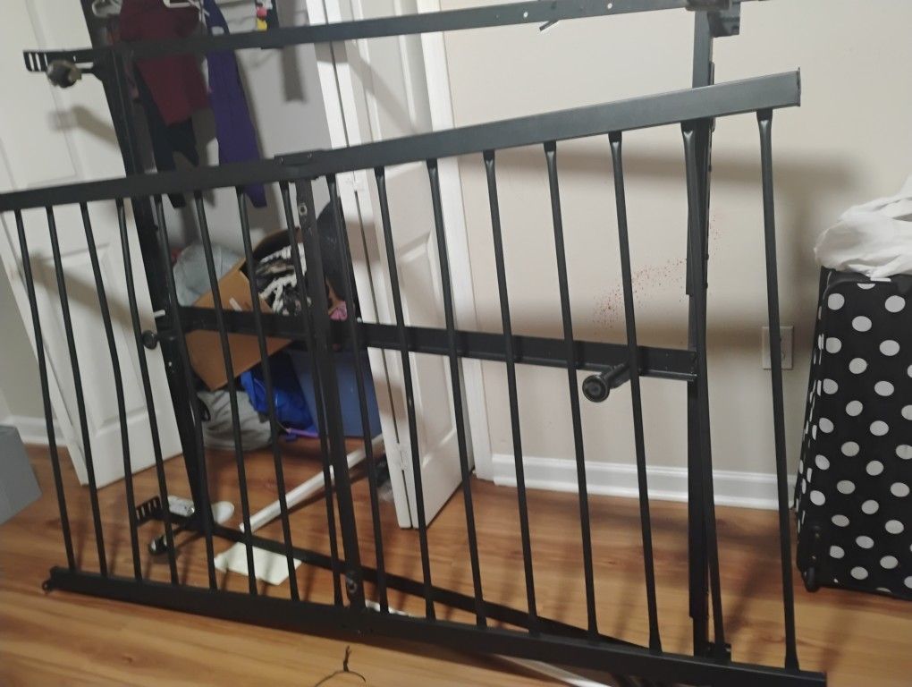 2 Iron Twin Bed Frames