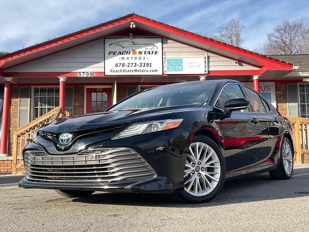 2018 Toyota Camry Hybrid