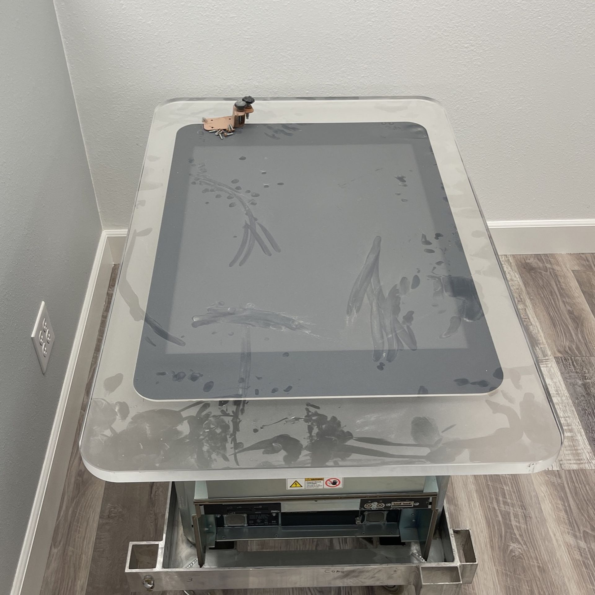 Microsoft Surface Pixelsense Coffee Table