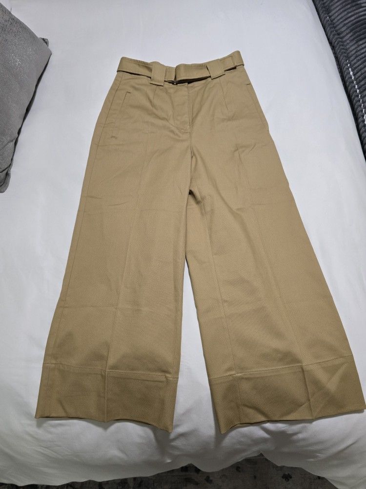 BANANA REPUBLIC Khaki Pants SIZE 4 PETITE