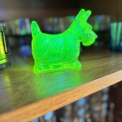Uranium Glass Scottie Dog