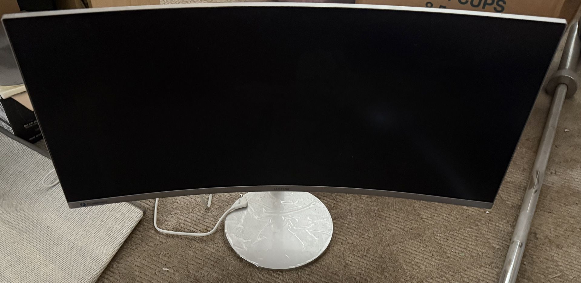 Samsung 34 Inches Curved Monitor Thunderbolt