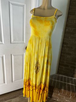 Yellow dress
