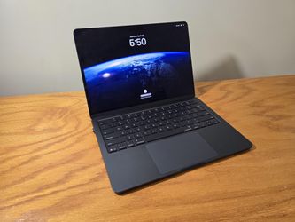MacBook Air M4 13 Inch (2025)