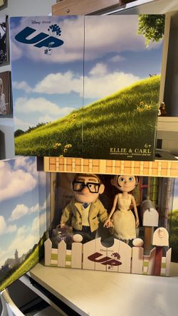 Limited Edition, Ellie And Carl, Disney Pixar, Movie  Figures
