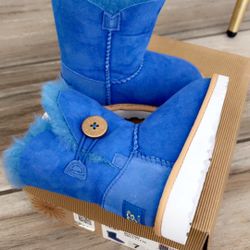 AUTHENTIC KIDS UGGS